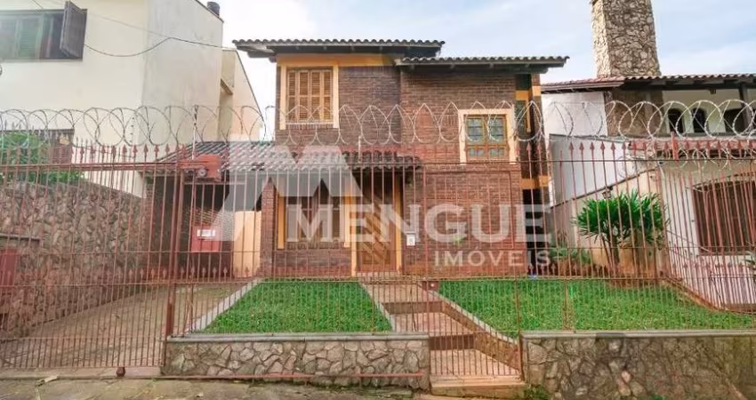 Casa com 3 quartos à venda na Rua Vicente Marsiglia Filho, 206, Alto Petrópolis, Porto Alegre