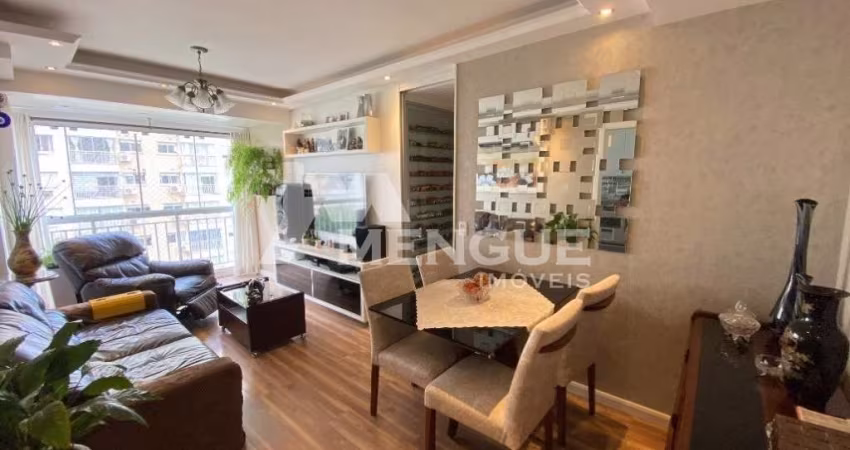 Apartamento com 2 quartos à venda na Beco Andaraí, 675, Passo da Areia, Porto Alegre