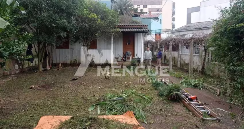 Casa com 2 quartos à venda na Rua Edmundo Bastian, 141, Cristo Redentor, Porto Alegre