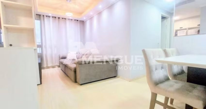 Apartamento com 2 quartos à venda na Avenida Cascais, 99, Passo das Pedras, Porto Alegre