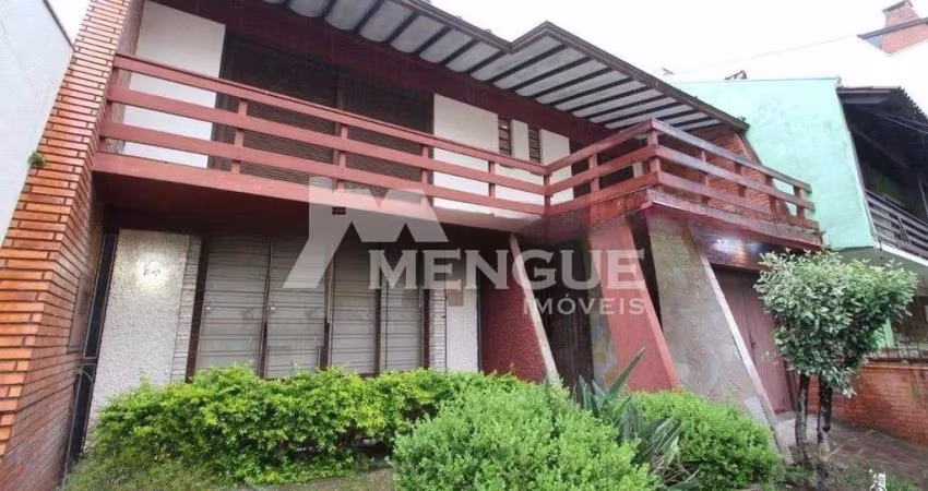 Casa com 4 quartos à venda na Rua Veronese, 52, São Sebastião, Porto Alegre