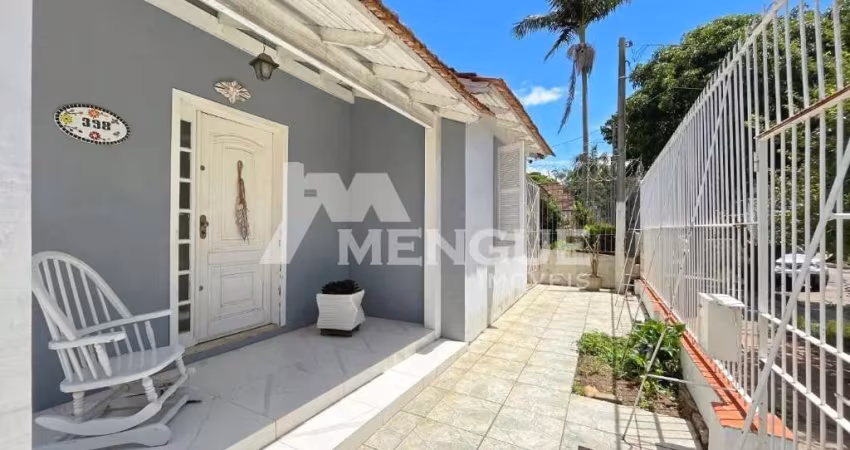 Casa com 4 quartos à venda na Rua Onze de Agosto, 398, São João, Porto Alegre