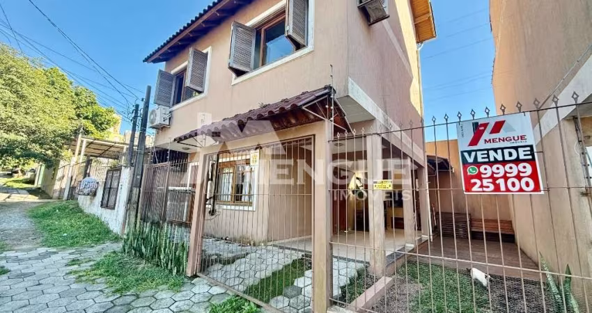 Casa com 3 quartos à venda na Rua Sylvio Torres, 82, Morro Santana, Porto Alegre