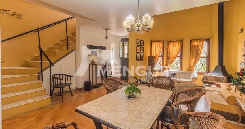 Casa com 3 quartos à venda na Rua Gomes de Freitas, 462, Jardim Itu Sabará, Porto Alegre