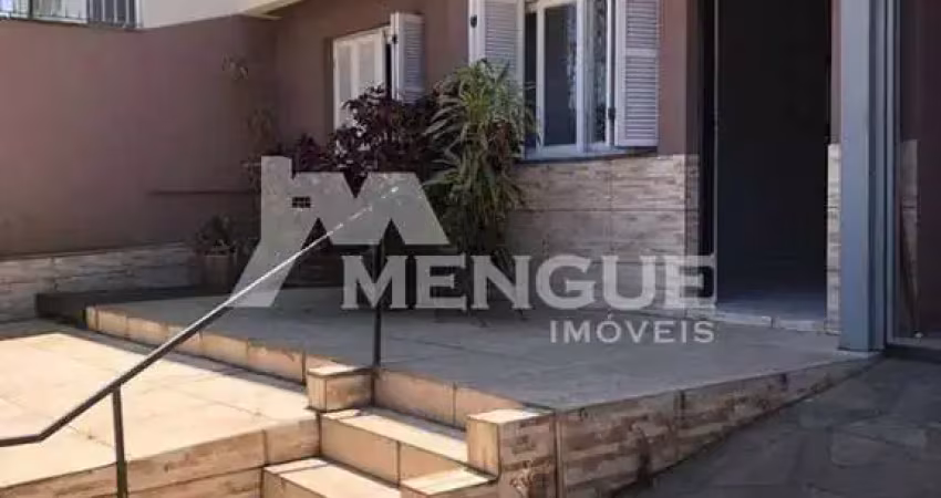 Casa com 4 quartos à venda na Rua das Caravelas, 360, Vila Ipiranga, Porto Alegre