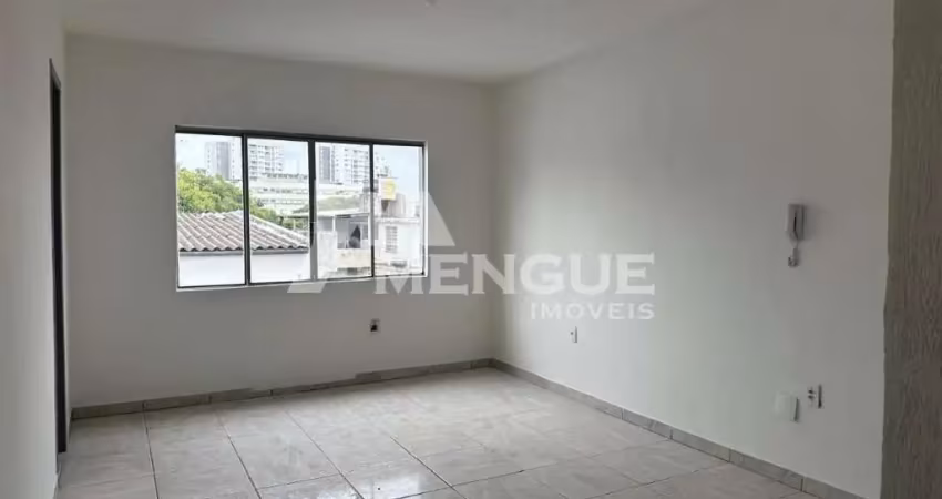 Sala comercial com 1 sala para alugar na Avenida do Forte, 1343, Vila Ipiranga, Porto Alegre