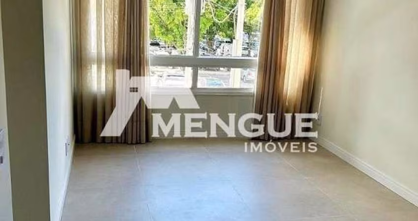 Apartamento com 3 quartos para alugar na Padre Alois Kades S J - Lado Par, 500, Jardim Europa, Porto Alegre
