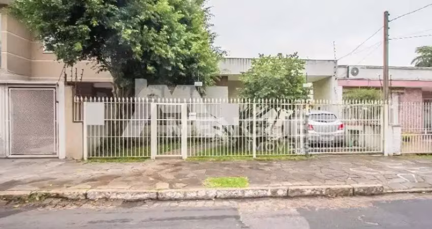 Casa com 3 quartos à venda na Rua Ricalde Marques, 104, Jardim São Pedro, Porto Alegre