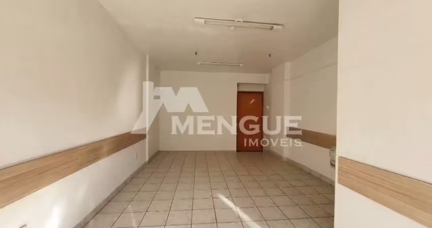Sala comercial para alugar na Avenida Assis Brasil, 3532, Cristo Redentor, Porto Alegre
