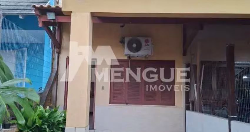 Casa com 3 quartos à venda na Rua Luiz Fontoura Júnior, 88, Jardim Itu Sabará, Porto Alegre