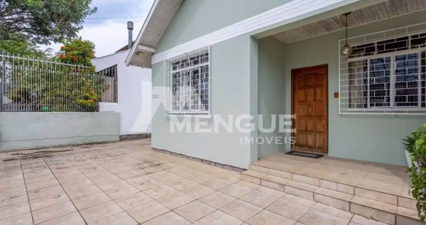 Casa com 2 quartos à venda na Rua Álvaro Vieira Guimarães, 356, Sarandi, Porto Alegre