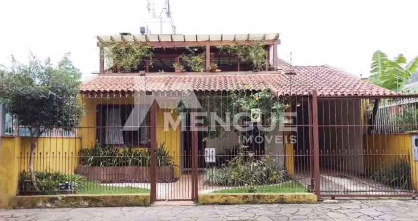 Casa com 4 quartos à venda na Travessa Galeno, 65, São Sebastião, Porto Alegre