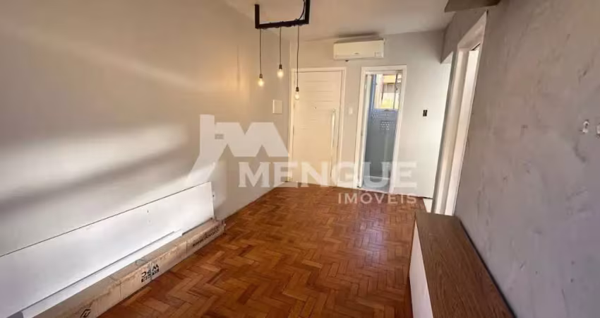 Apartamento com 1 quarto à venda na Rua Sapê, 552, Passo da Areia, Porto Alegre