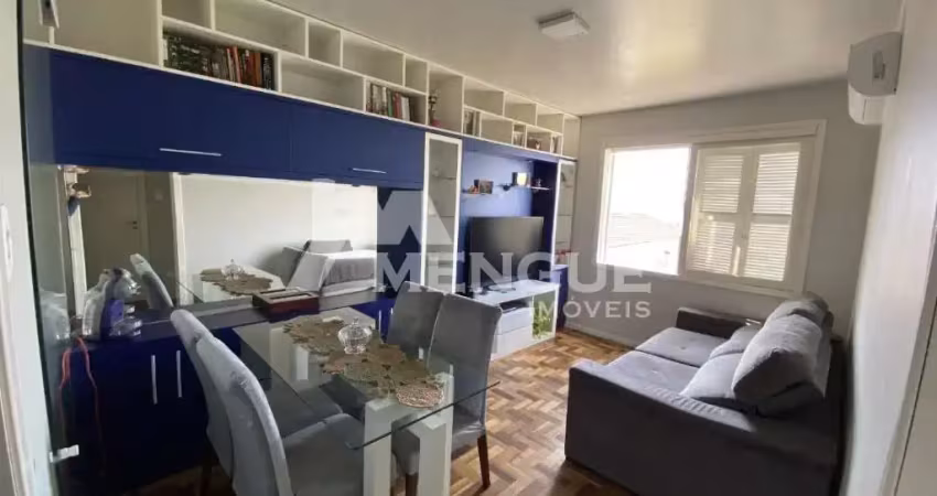 Apartamento com 2 quartos à venda na Rua Buarque de Macedo, 727, São Geraldo, Porto Alegre