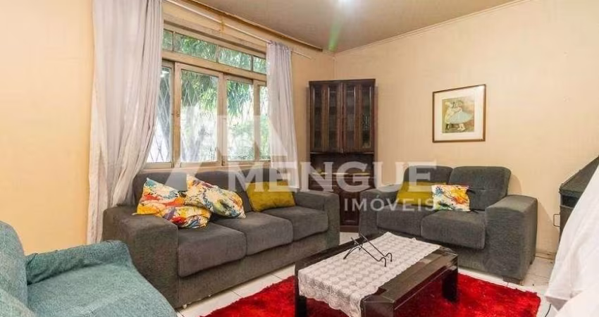 Casa com 4 quartos à venda na Rua Ari Barroso, 202, Sarandi, Porto Alegre