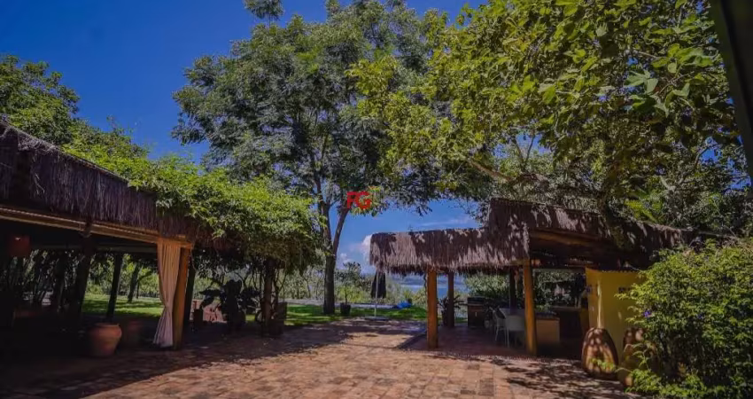 Casa em condomínio fechado com 4 quartos à venda na Zona Rural, Delfinópolis 