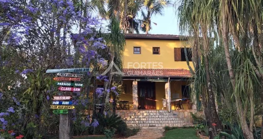 Prédio à venda no Centro, Delfinópolis 
