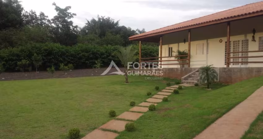 Chácara / sítio com 3 quartos à venda na Zona Rural, Altinópolis 