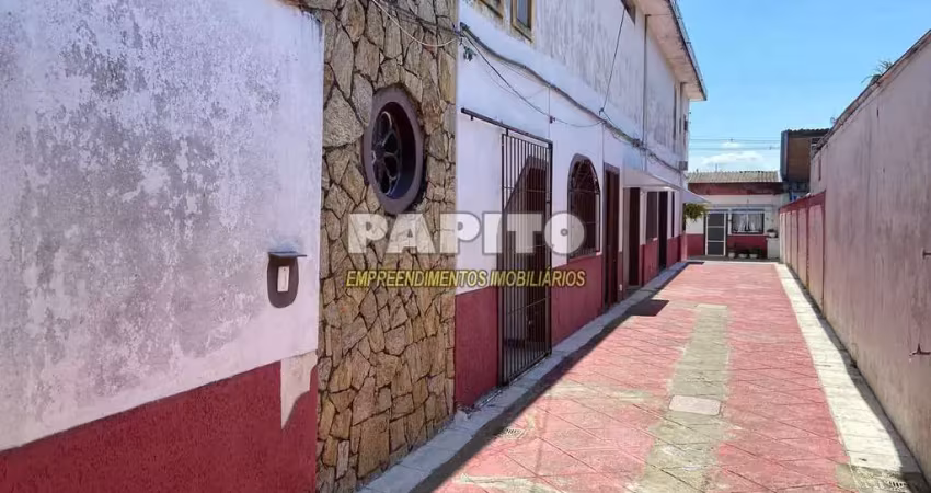 Casa de Condomínio com 1 dorm, Boqueirão, Praia Grande - R$ 200 mil, Cod: 60012956