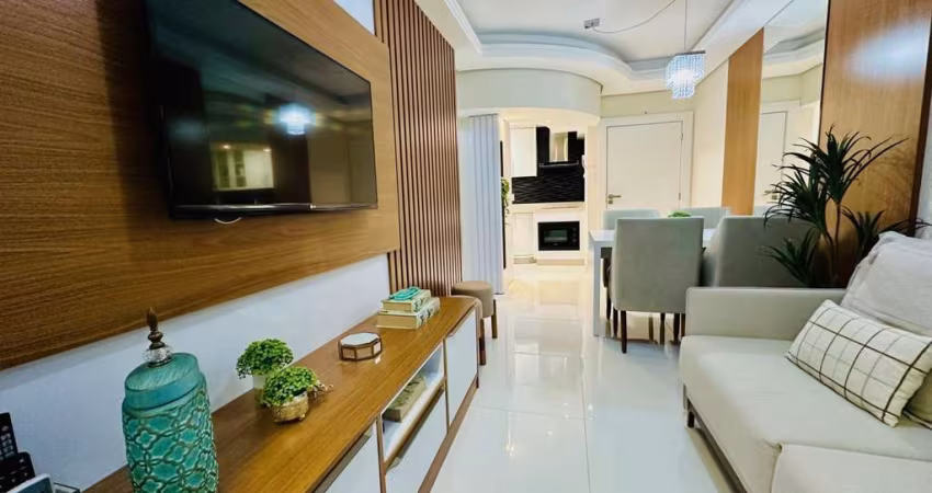 Apartamento Quadra Mar para Venda em Balneário Camboriú, CENTRO, 2 dormitórios, 1 banheiro, 1 vaga