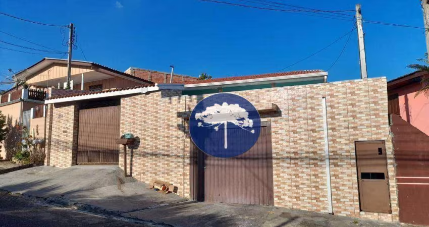 Casa no Centro  3 dormitórios  R$ 460.000 - Centro - Araucária/PR