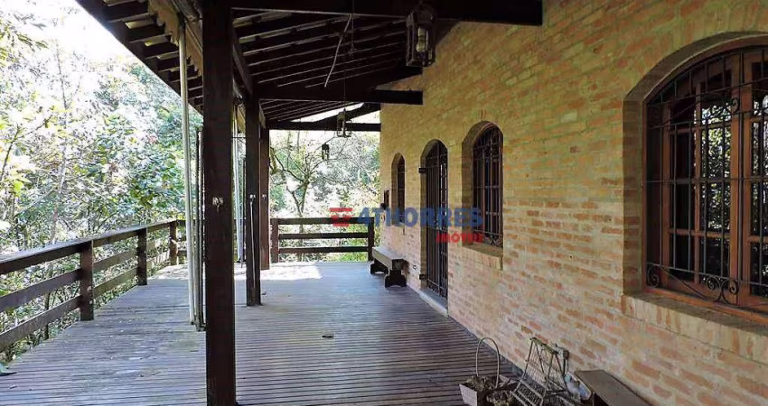 Casa à venda, 372 m² por R$ 1.050.000,00 - Chácaras do Peroba - Jandira/SP