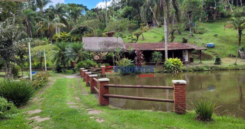 Chácara com 3 dormitórios à venda, 10000 m² por R$ 800.000,00 - Jardim Petrópolis - Itapecerica da Serra/SP