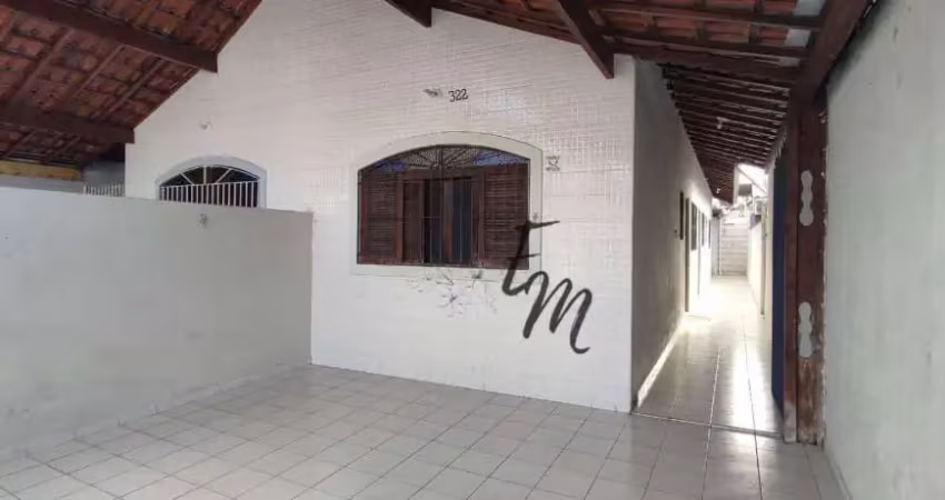 Casa 02 dormitórios a 300 metros da praia no maracanã - praia grande - são paulo