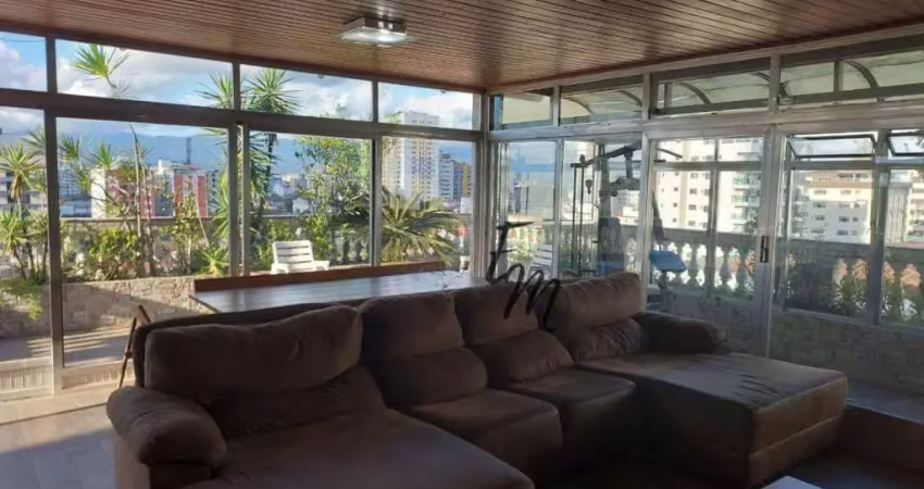 Otima oportunidade de uma cobertura duplex em santos no canal 3 à 6 quadras da praia, oportunidade pela metade do valor comercializado na região.