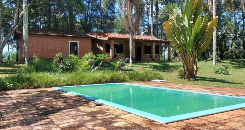 Chácara / sítio com 4 quartos à venda em Paiol Grande, Ibiúna 