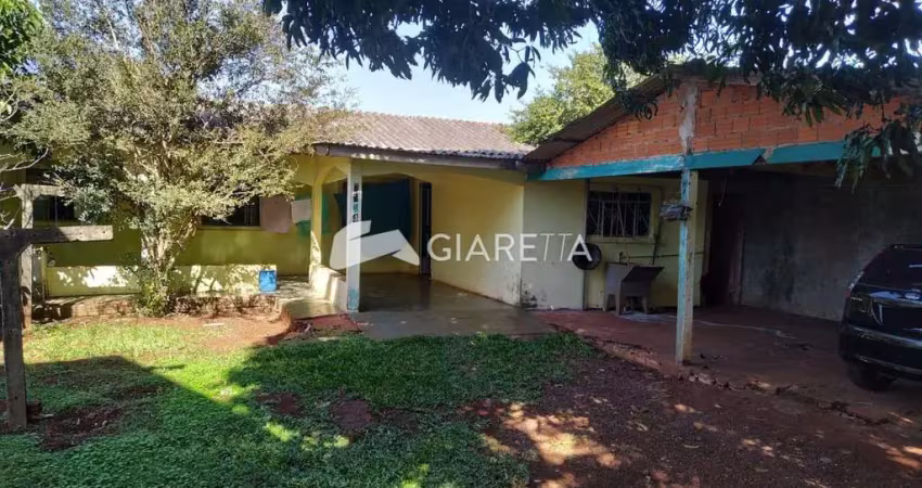 Casa com amplo terreno à venda, jardim panorama, toledo - pr