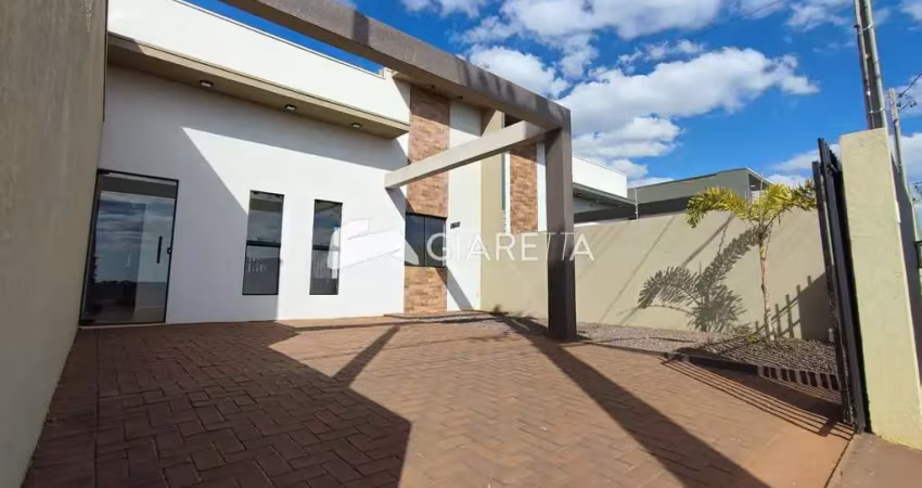 Casa ampla à venda em excelente localização no jardim pinheirinho, toledo - pr