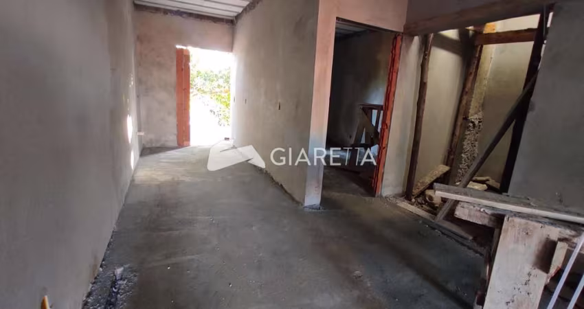 Casa ampla à venda em excelente localização, JARDIM COOPAGRO, TOLEDO - PR