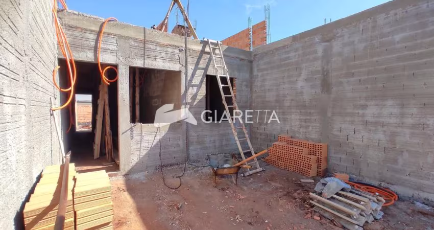 Casa ampla à venda em ótima localização no JARDIM PINHEIRINHO, TOLEDO - PR