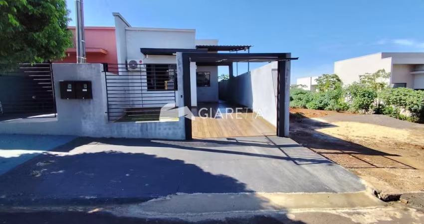 Casa ampla à venda em ótima localização, JARDIM CONCÓRDIA, TOLEDO - PR