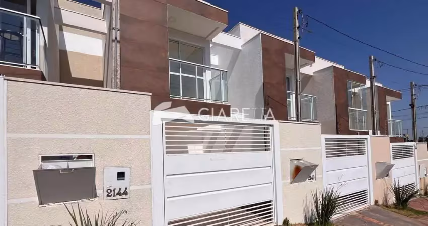 Sobrado amplo à venda em ótima localização no vila becker, toledo - pr