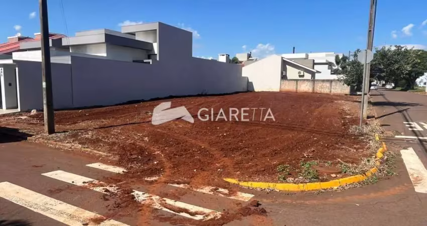 Terreno amplo à venda em ótima localização no jardim gisela, toledo - pr