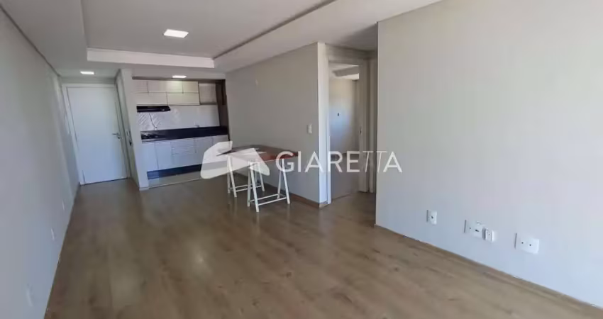 Apartamento para locação no edifício 25 de julho, centro, toledo - pr