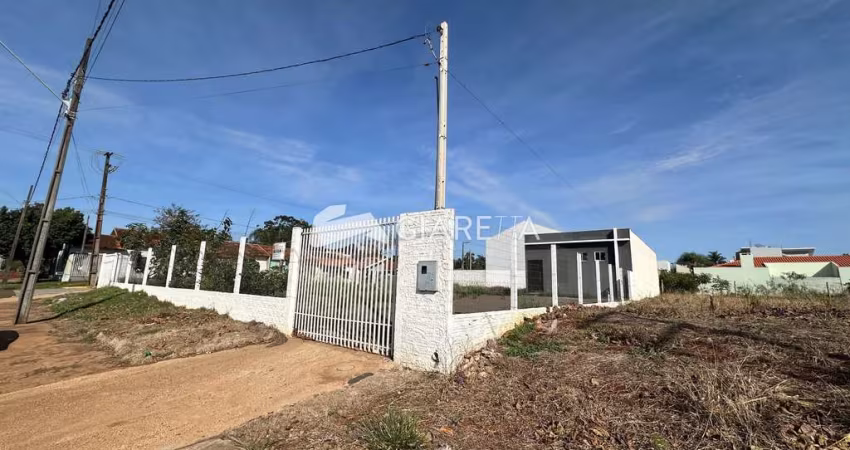 Sala comercial com amplo terreno para locação no JARDIM PORTO ALEGRE, TOLEDO-PR