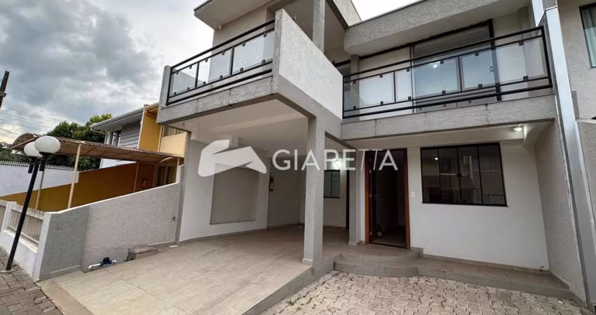 Sobrado amplo para locação em excelente localização, JARDIM GISELA, TOLEDO - PR