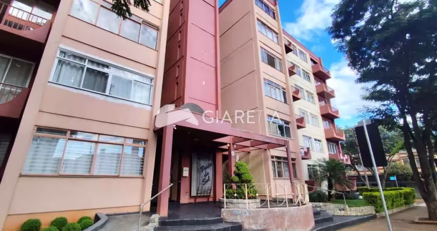 Apartamento amplo para locação em excelente localização, centro, toledo - pr