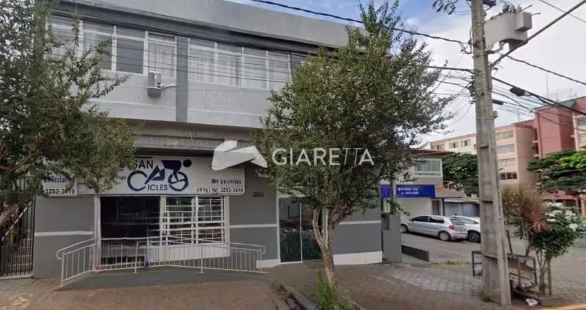 Apartamento amplo para locação em excelente localização, centro, toledo - pr