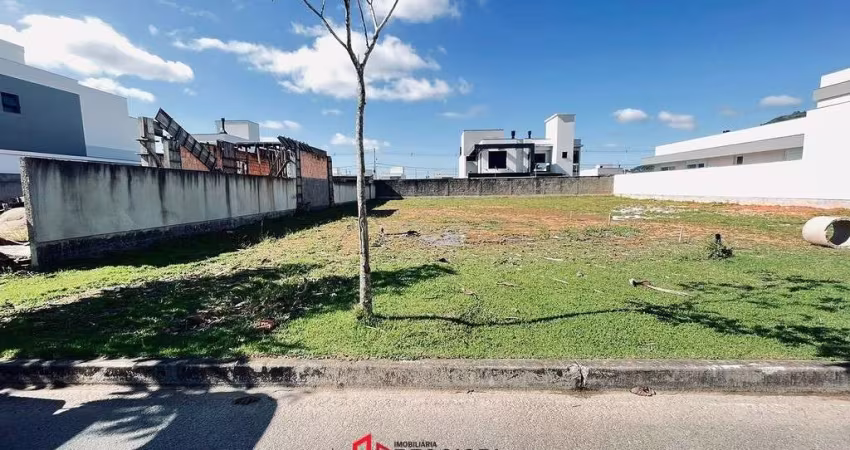 TERERENO BAIRRO BEIRA RIO BIGUAÇU 360 M²