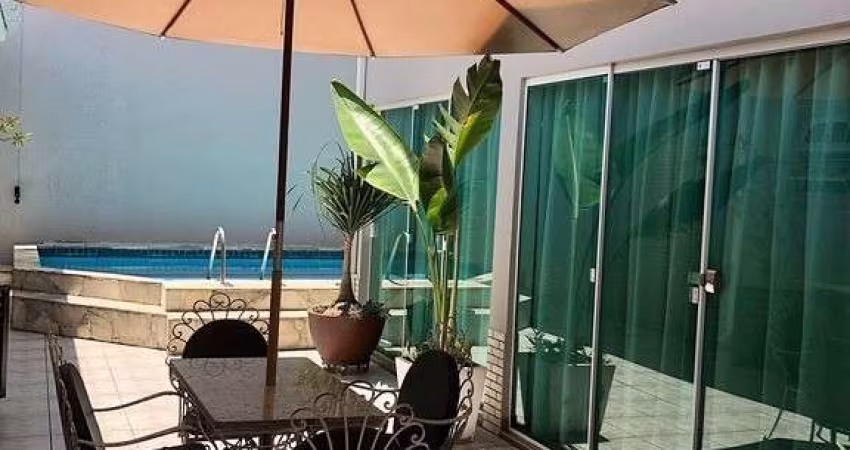 TERRENO COM 2 CASAS CENTRO DE BALNEÁRIO CAMBORIÚ
