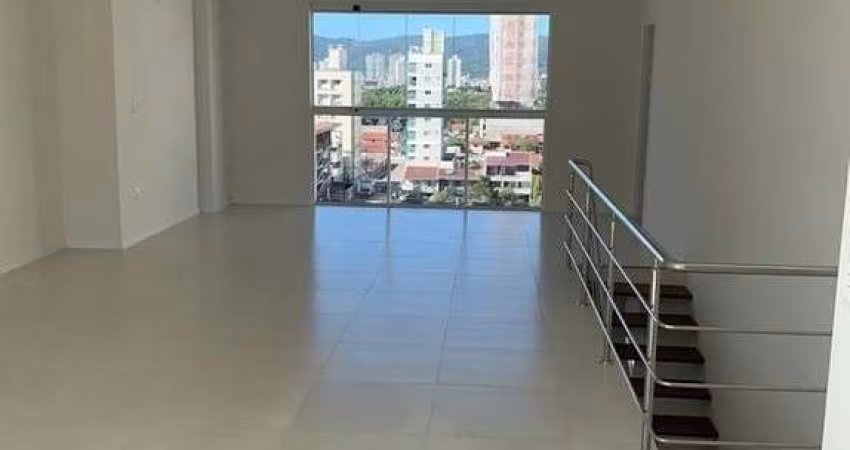 TRIPLEX NOVO 3 SUÍTES 2 VAGAS MEIA PRAIA ITAPEMA