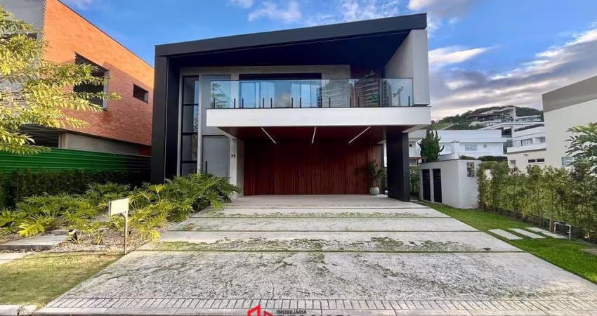 CASA CONDOMÍNIO ALTO PADRÃO 5 SUÍTES PRAIA BRAVA