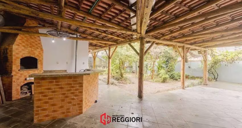 Casa com 6 quartos à venda no Bom Retiro, Joinville 