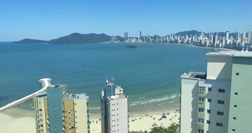 COBERTURA DUPLEX MOBILIADA 4 SUÍTES NO PIONEIROS