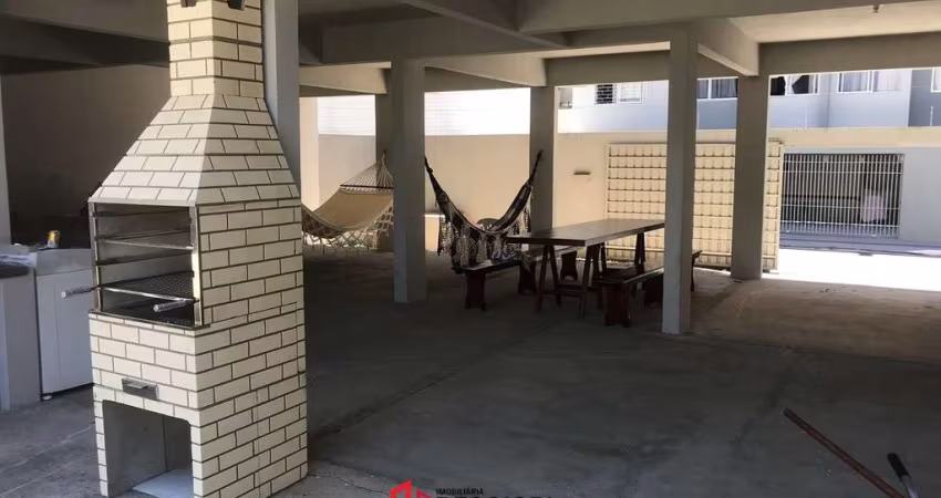TEMPORADA CASA 4 DORM + 1 SUITE 600M DA PRAIA BC