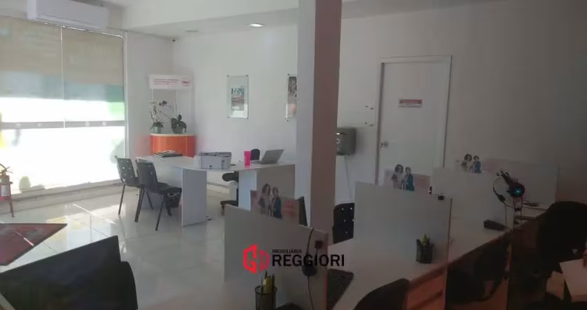 SALA COMERCIAL DE ESQUINA 30M² EM ITAJAÍ